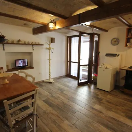 Monolocale Rustico Apartmán